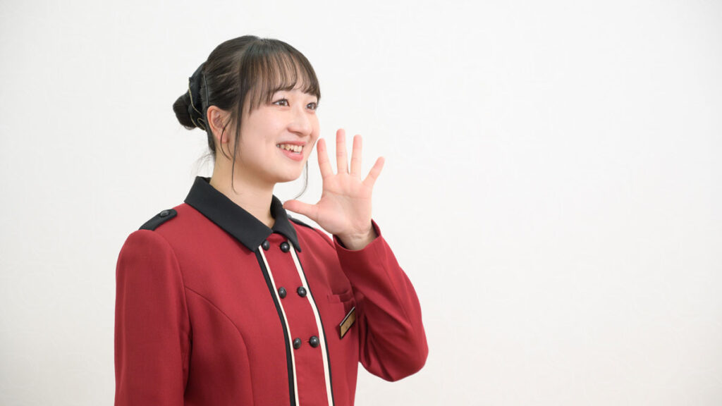 女性スタッフ