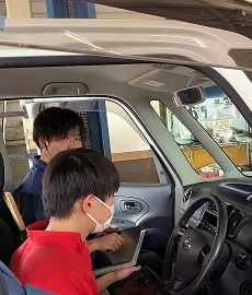 オートプラザ諏訪の風景